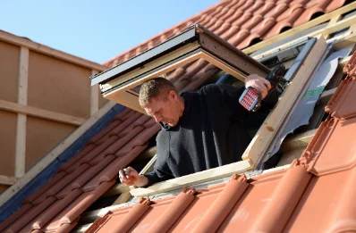 Pose de fenêtres de toit Velux à Helfrantzkirch